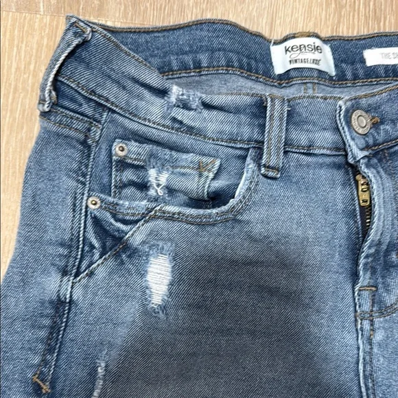 Kensie Blue Jean Shorts Distressed Frayed Hem - Picture 2 of 10